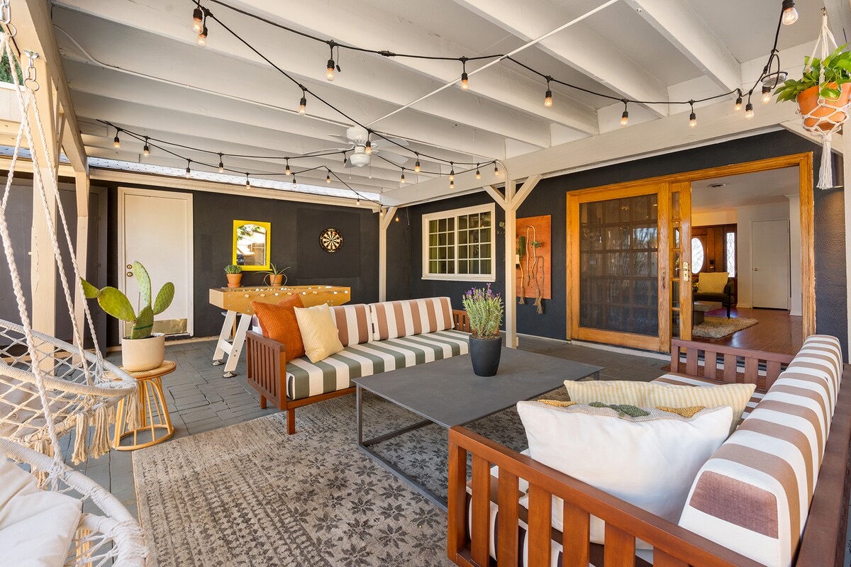 House of Lemons garden